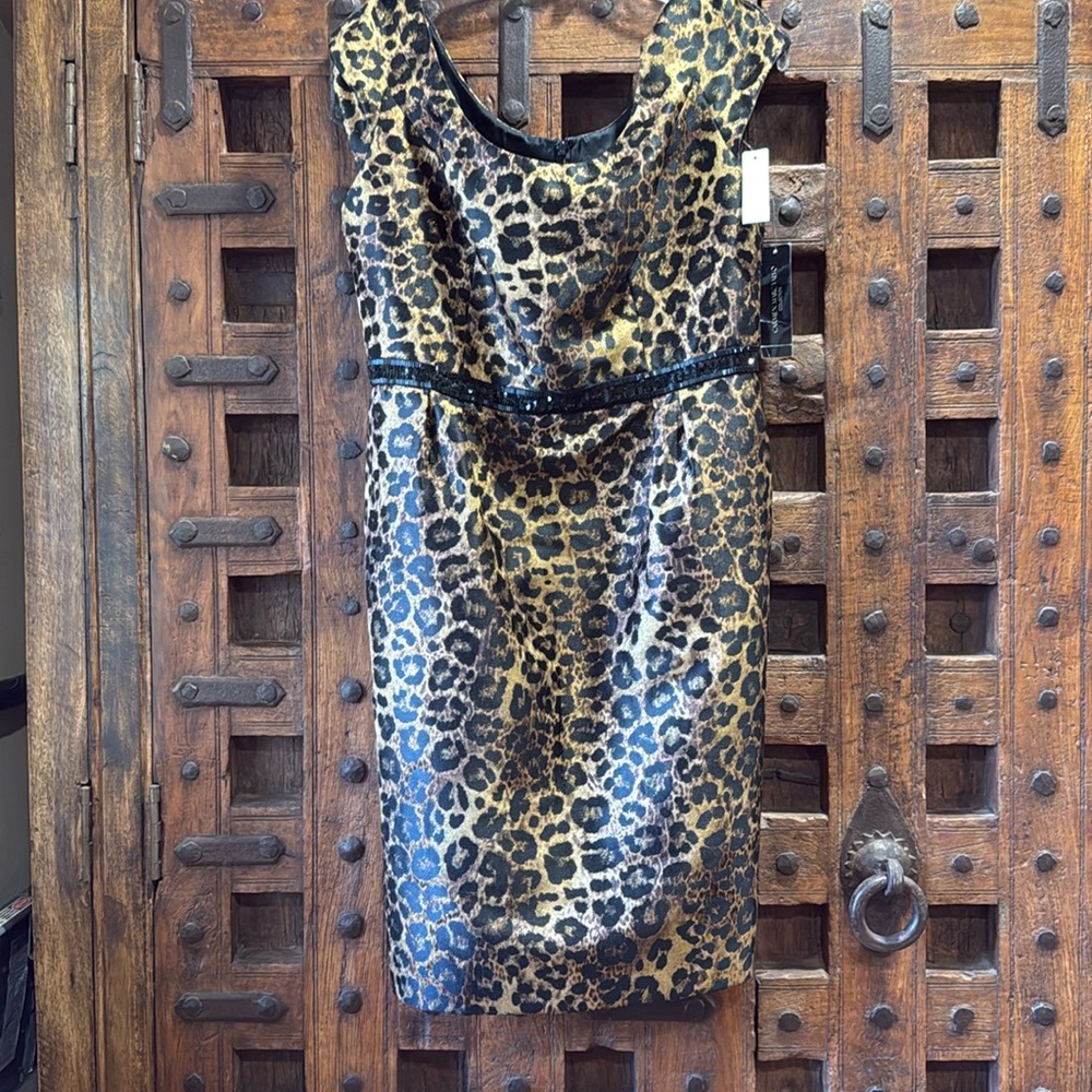 NWT Carmen Marc Valvo Leopard Dress Size 14